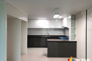 수원 하이그로시 싱크대로 주방 인테리어의 새로운 차원을 경험해보세요!