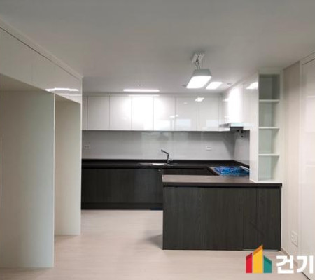 수원 하이그로시 싱크대로 주방 인테리어의 새로운 차원을 경험해보세요!