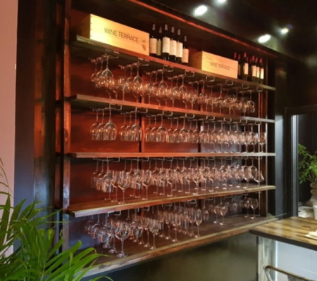 매혹적인 와인 세계를 만나는 빈티지 인테리어