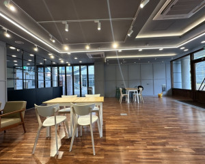 온기 넘치는 베이지&우드톤, 베이커리…