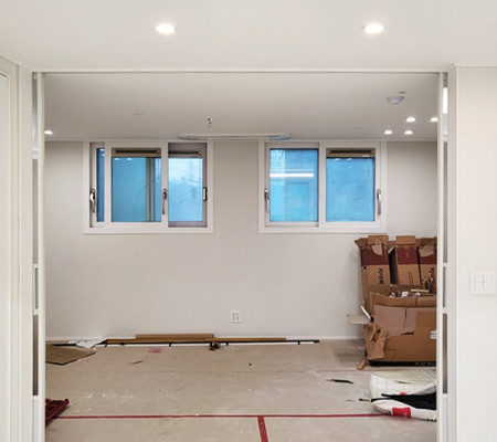 위례 신도시 더힐, 아치형 슬라이딩 도어 설치로 새롭게 열린 공간의 매력!