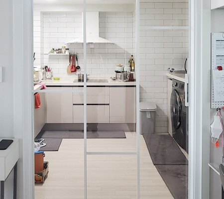 양천구 목동신시가지의 공간을 아름답게! 초슬림 3연동 도어 설치로 완성한 시공사례