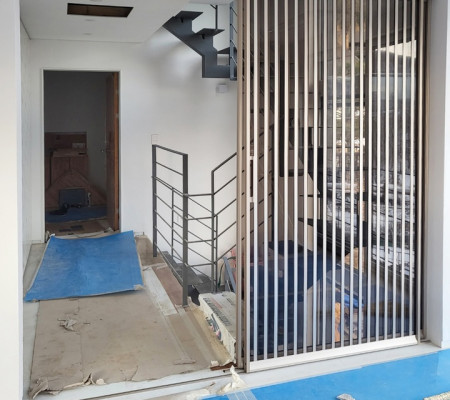 간살 슬라이딩 도어: 창의적인 인테리어 변화를 위한 성공적인 시공 사례!