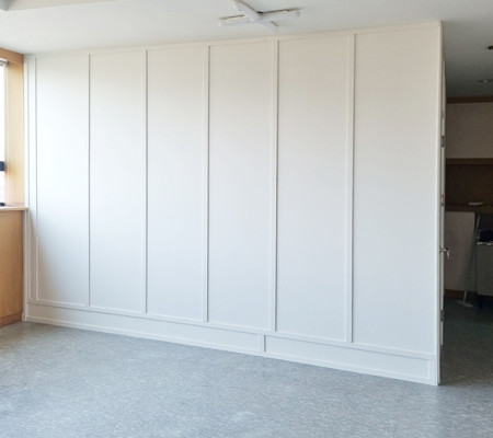 송파구 오금동 빌라의 세련된 변신: 도어 문틀 및 가벽 설치로 완성하는 공간의 품격