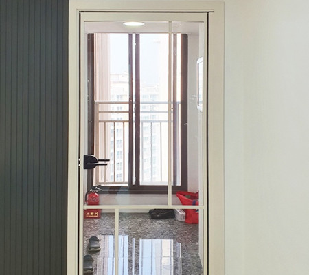 판교 봇들마을 현관중문 교체: 양방향 스윙도어의 매력과 시공 후기