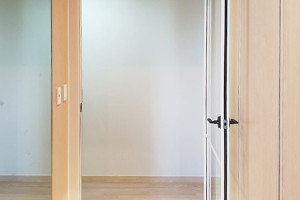 광명 푸르지오 아파트의 품격 UP! 양방향 스윙도어 중문시공 후기