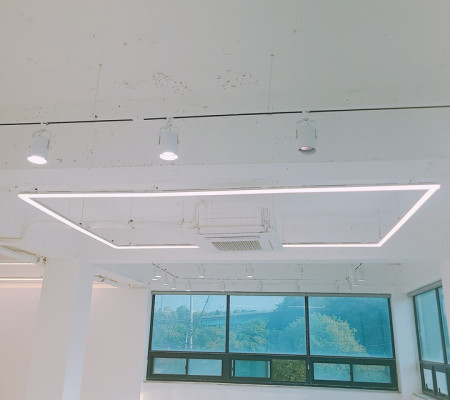 동탄 교회 인테리어: 밝고 아늑한 신앙의 공간을 창조하다