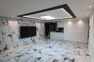 수원 영통, 폴리싱타일로 거실·주방 통일감 주기 - 리모델링의 새로운 패러다임!